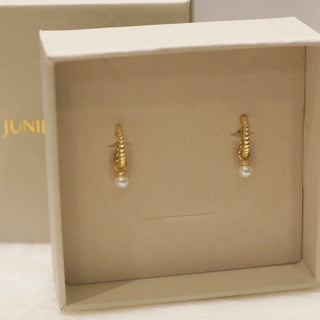 Violet Huggies - Gold